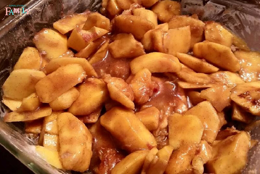 The Best Gluten Free Peach Crisp That Is Easy and Delicious 3