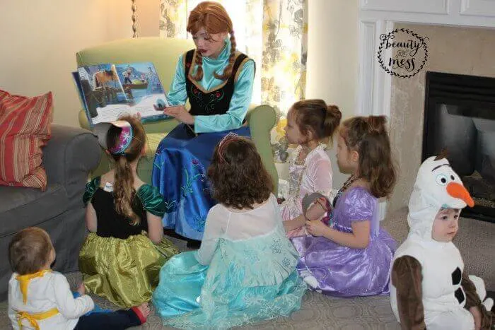 Story time with Anna Frozen Birthday-2