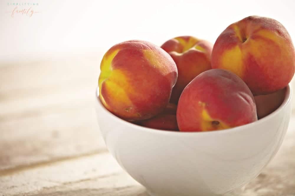 How to Make the Best Gluten Free Peach Cobbler