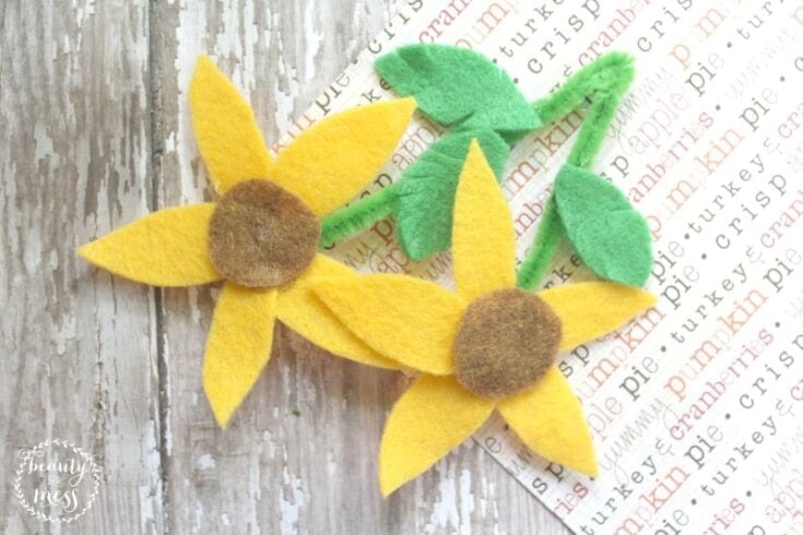 Make Your Own Felt Sunflower Craft for Kids in 5 Easy Steps 4