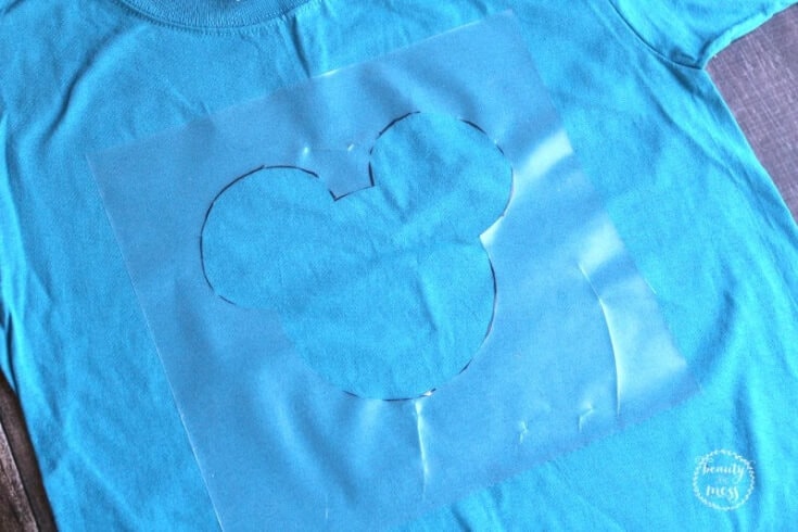 contact-paper-stencil-on-t-shirt-for-disney-autograph-t-shirt
