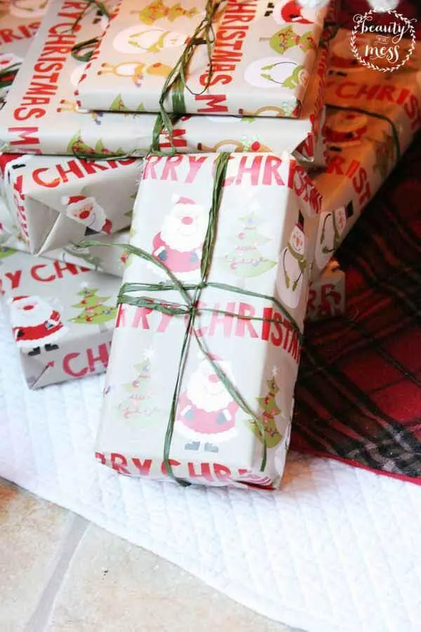 img-10-cozy-christmas-gift-wrap-craftivity-designs-1-2