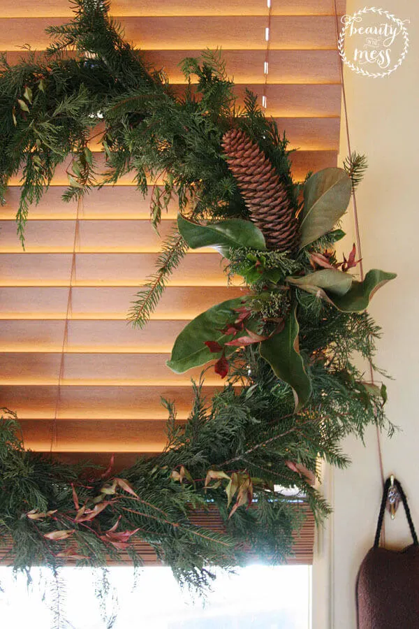 img-2-cozy-christmas-wreath-craftivity-designs-1