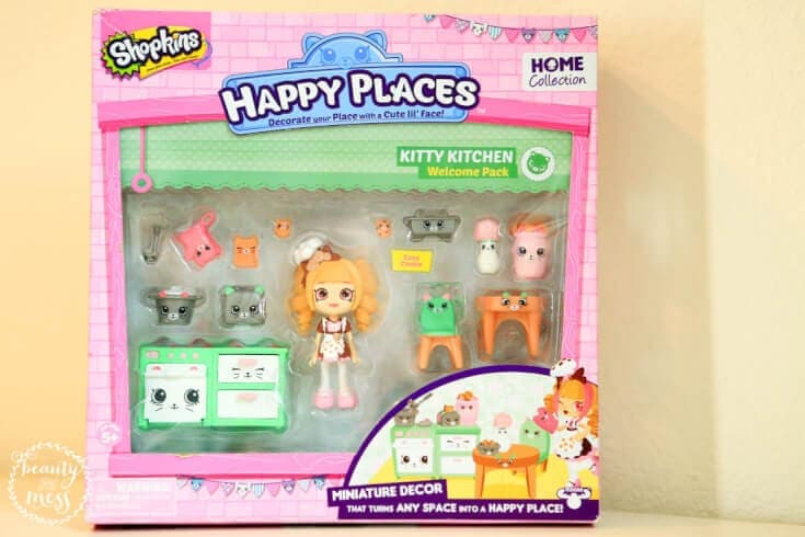 5 Ways Happy Places Shopkins Promote Creative Play 2