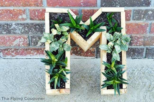 10 Clever and Crafty Monogram Projects You Can Do This Weekend 6