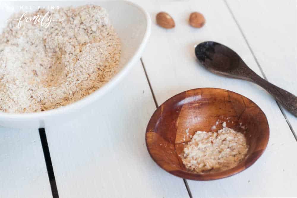 2 Ingredient DIY Oatmeal and Almond Facial Scrub That Is Easy To Make 3