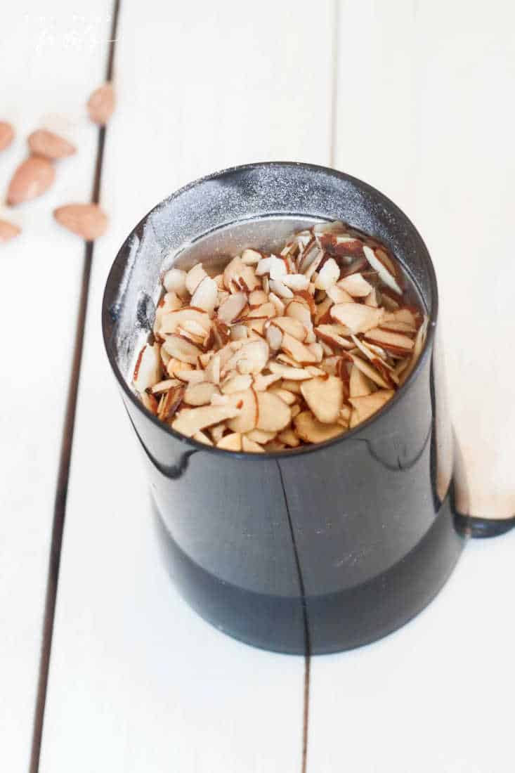 2 Ingredient DIY Oatmeal and Almond Facial Scrub That Is Easy To Make 4