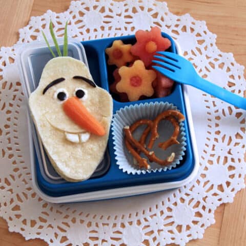 25+ Fun Frozen Crafts and Activities to Help You Countdown to Frozen 2 12