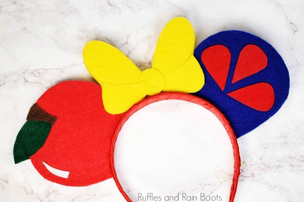 16 Magical Disney Cricut Projects To Make For Your Next Vacation 78