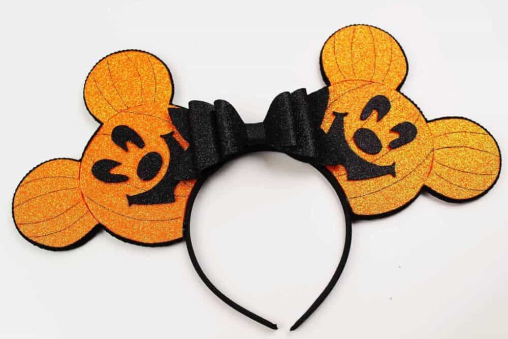 20 Easy DIY Mickey and Minnie Ears for Your Next Disney Vacation 8