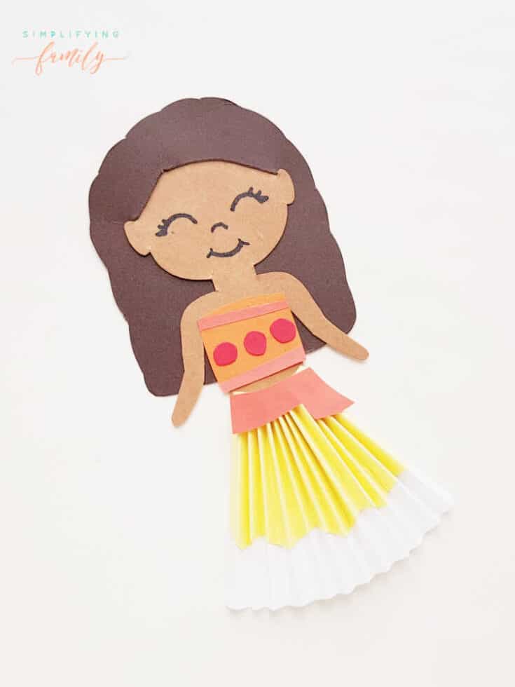 How to Make a Moana Paper Doll in 8 Easy Steps 12