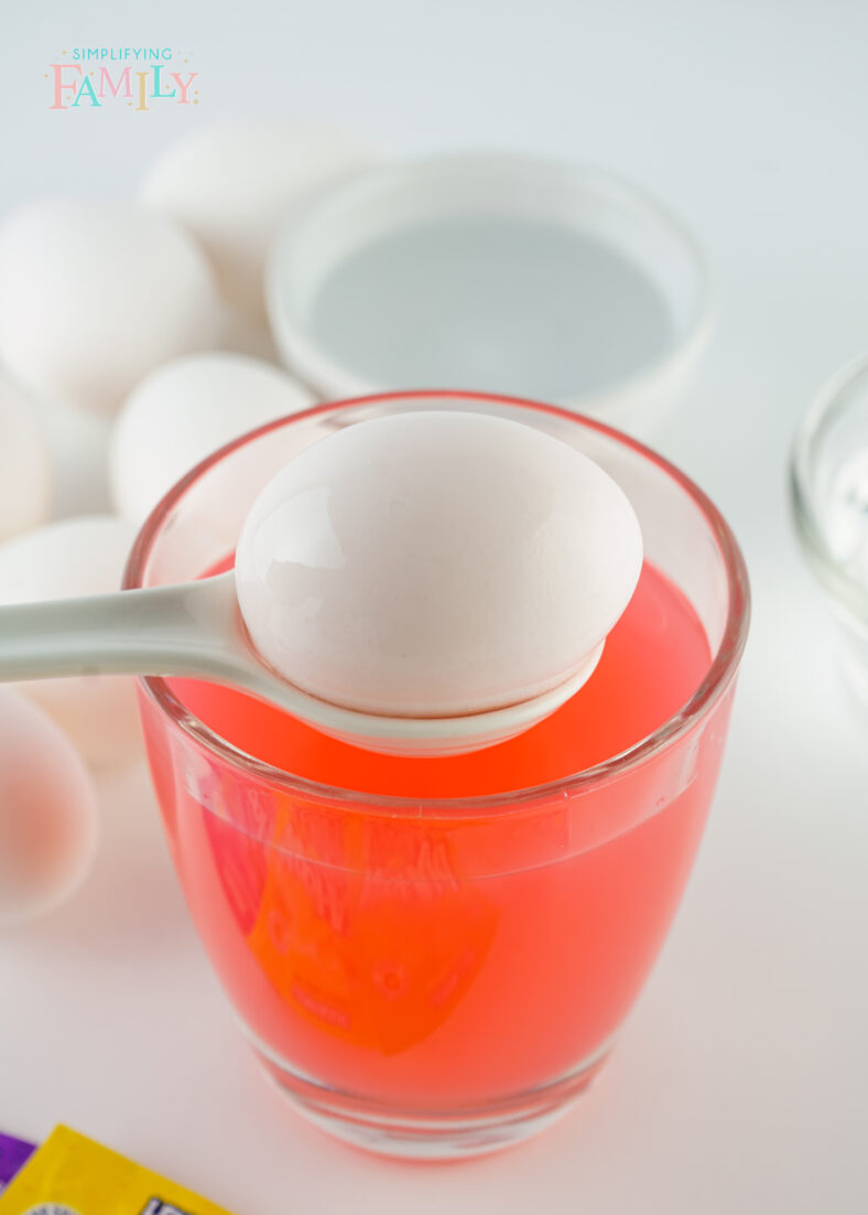 How to Dye Eggs With Kool Aid For Easter With 3 Easy Ingredients 27